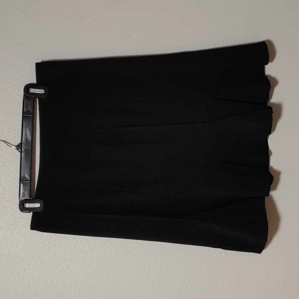 Sandro Studio Skirt Size:8✨️ Moving end of January 2025! Everything must go✨️